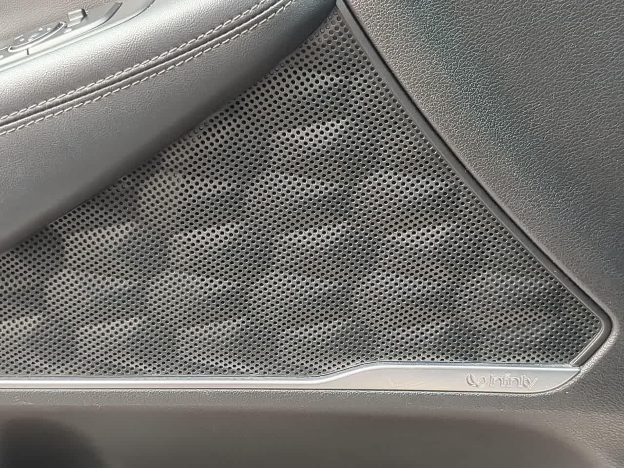 Thumbnail: 2020 Hyundai Santa Fe - 33