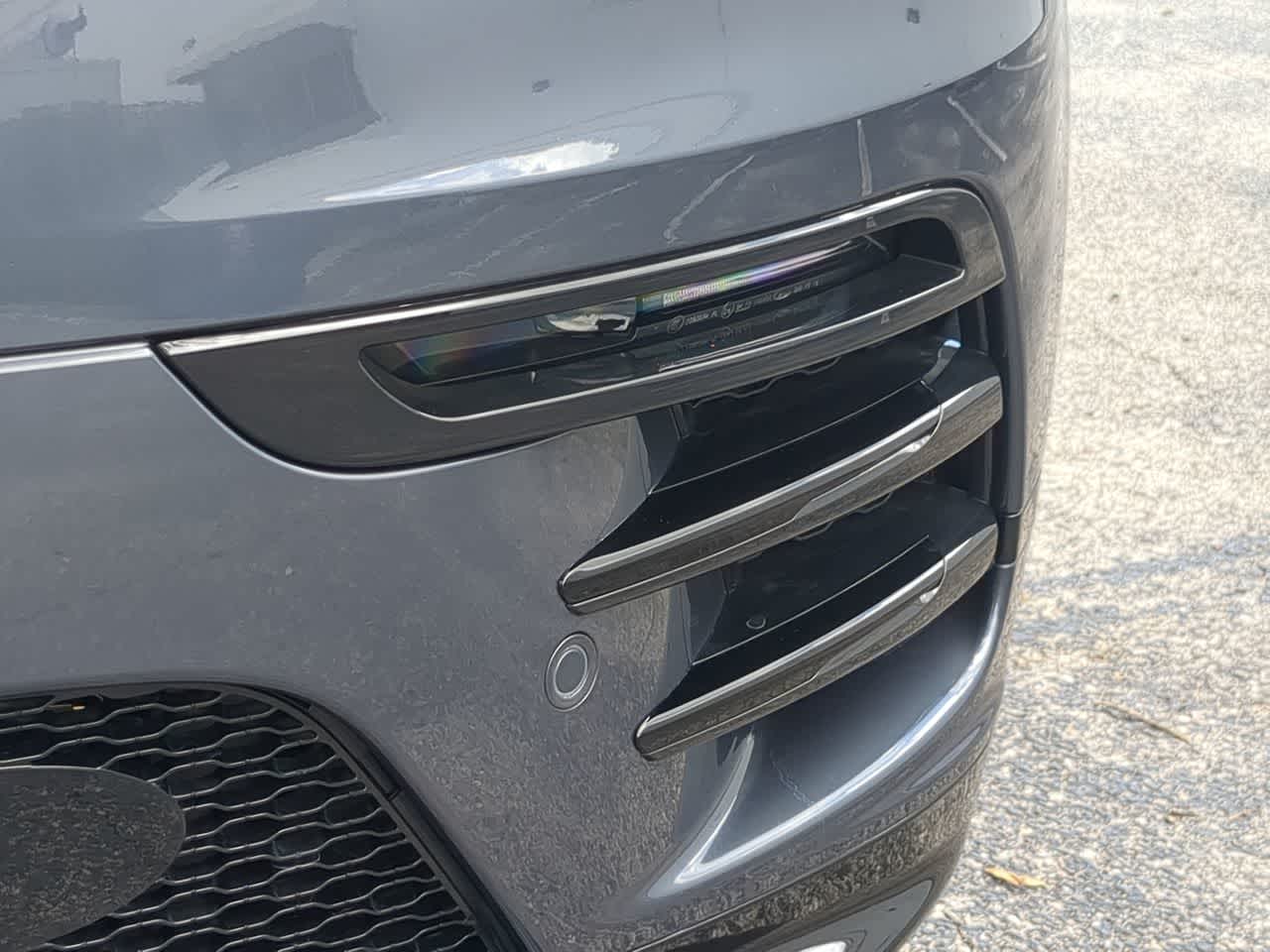 Thumbnail: 2026 Land Rover Range Rover Velar - 11