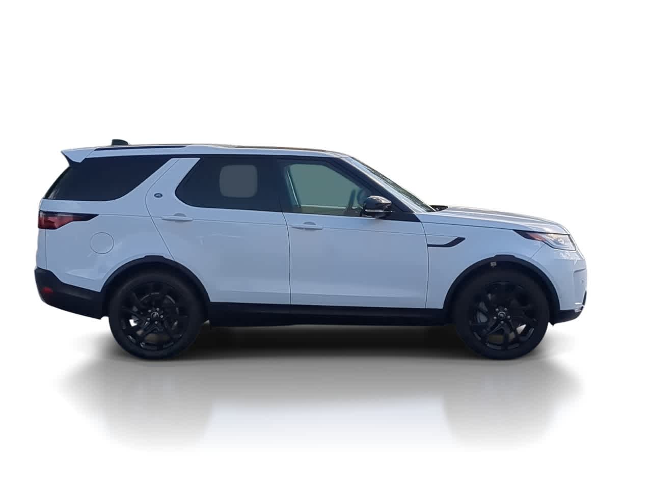 Thumbnail: 2025 Land Rover Discovery - 9