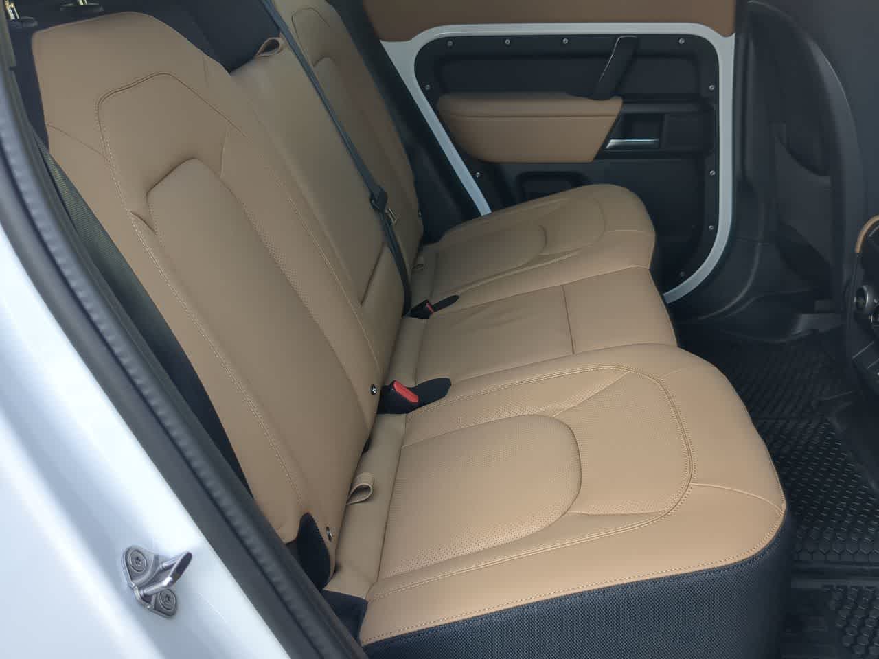 Thumbnail: 2025 Land Rover Defender - 22