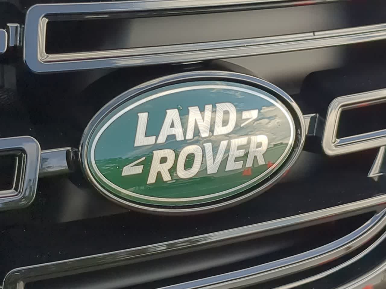 Thumbnail: 2026 Land Rover Range Rover Velar - 11