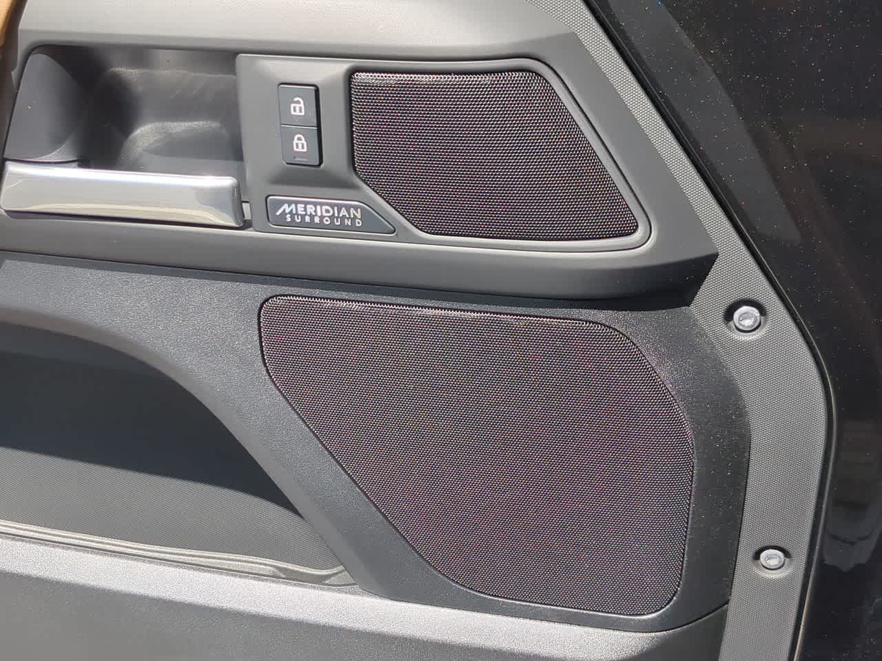 Thumbnail: 2026 Land Rover Defender - 33