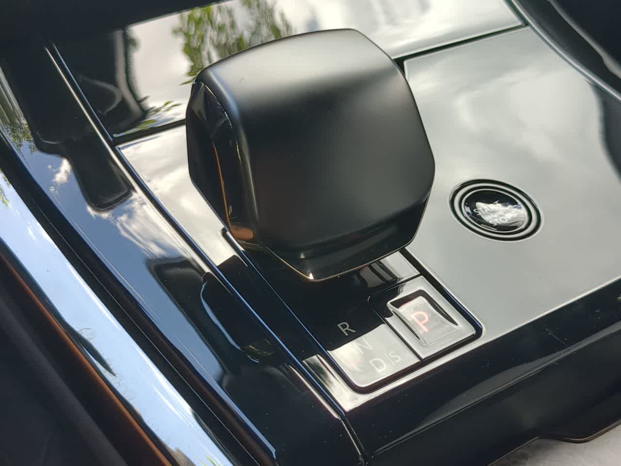 Thumbnail: 2026 Land Rover Range Rover Sport - 33