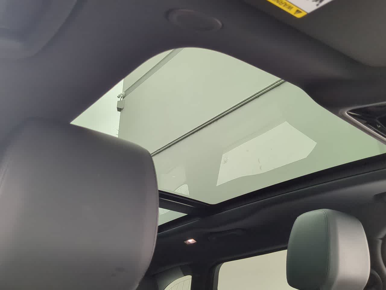 Thumbnail: 2026 Land Rover Range Rover Velar - 19