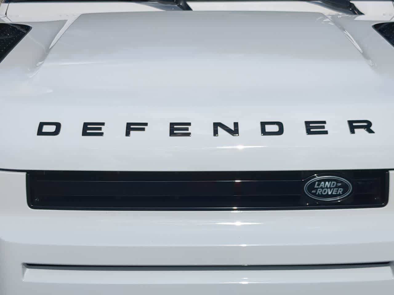 Thumbnail: 2026 Land Rover Defender - 13