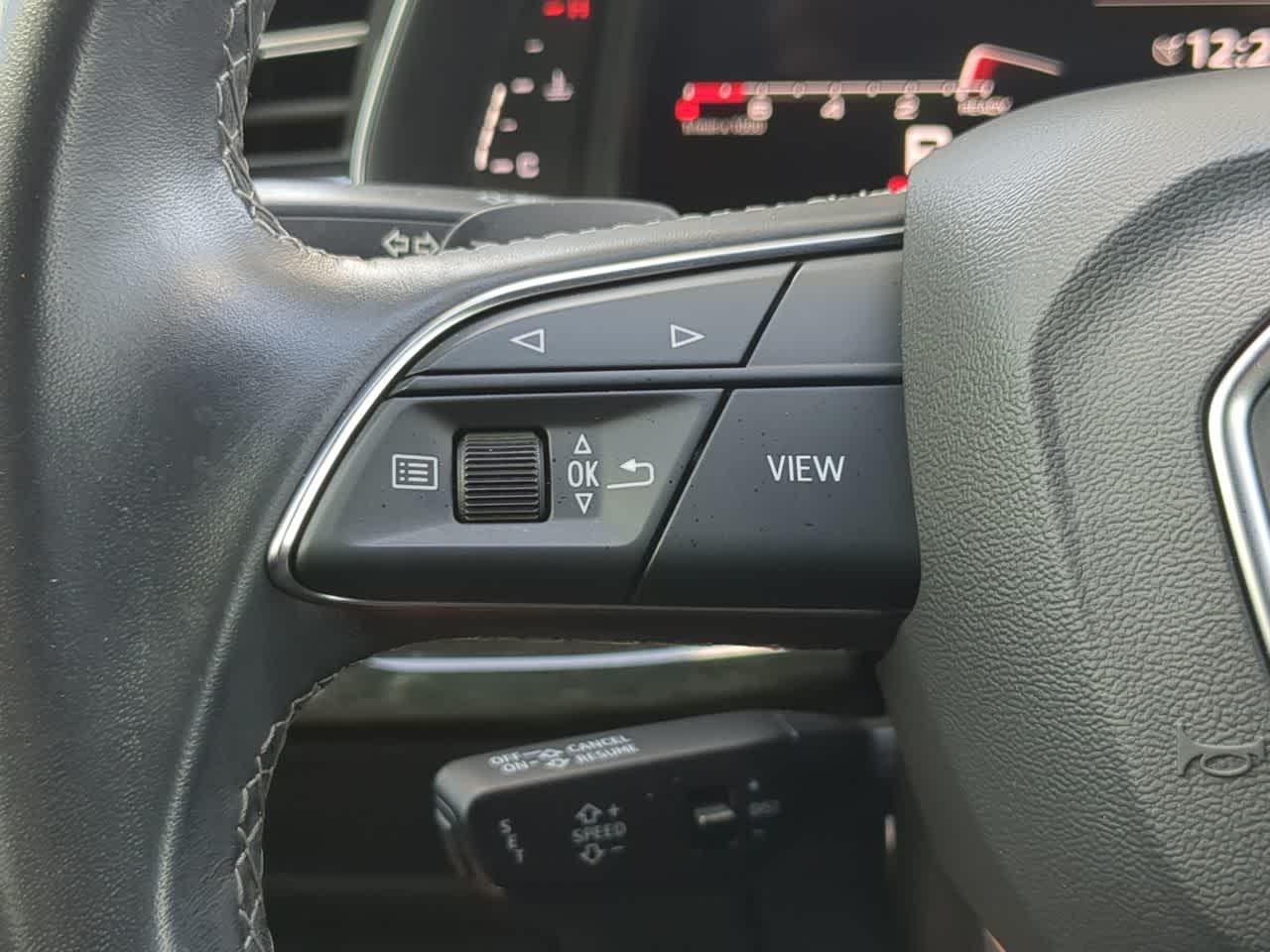 Thumbnail: 2021 Audi Q8 - 24