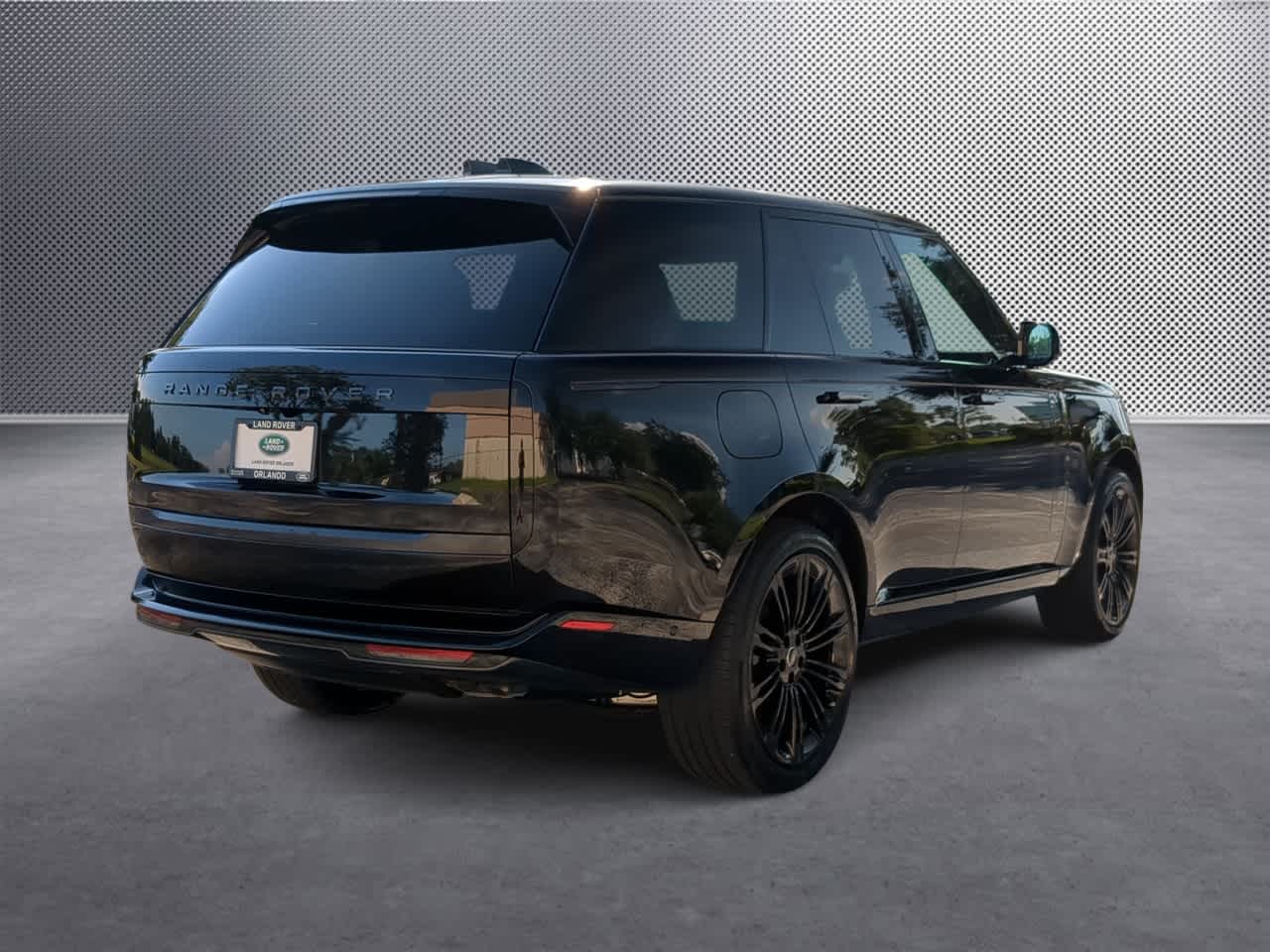 Thumbnail: 2025 Land Rover Range Rover - 8