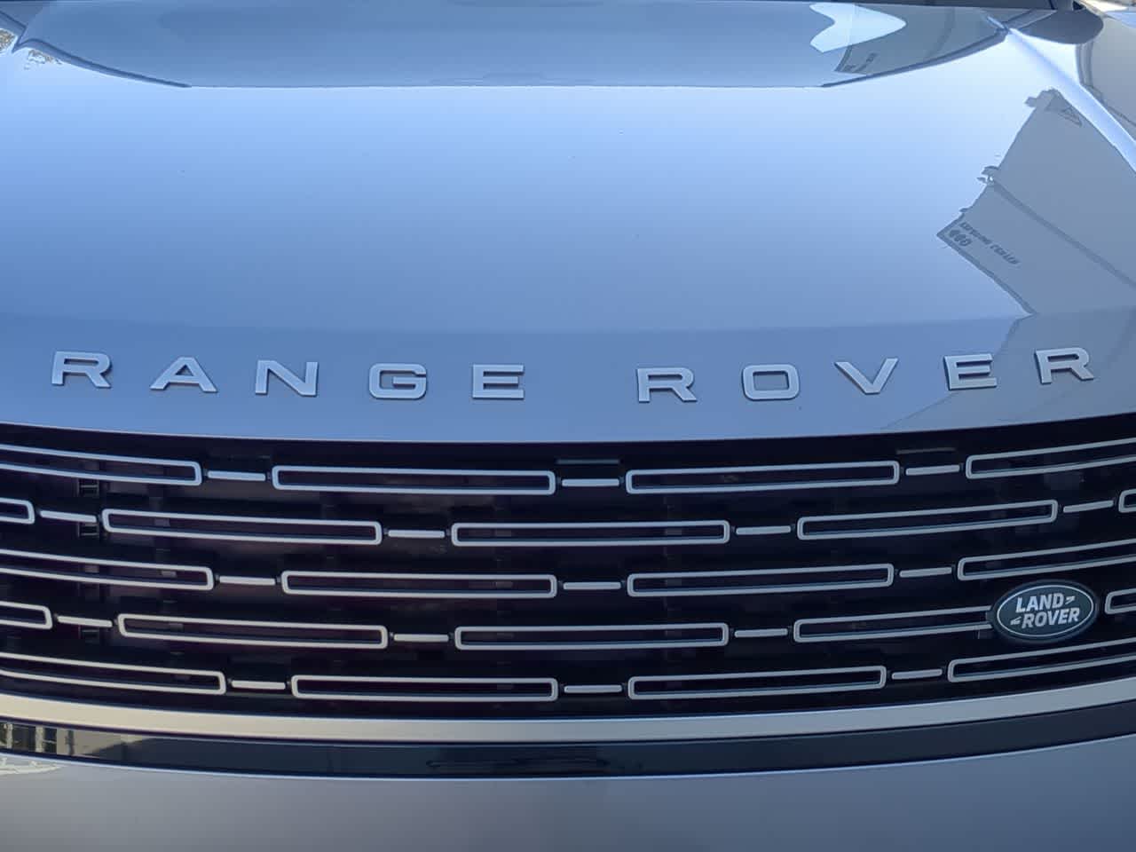 Thumbnail: 2024 Land Rover Range Rover - 12
