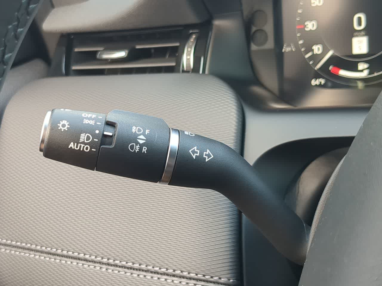 Thumbnail: 2025 Land Rover Discovery Sport - 27