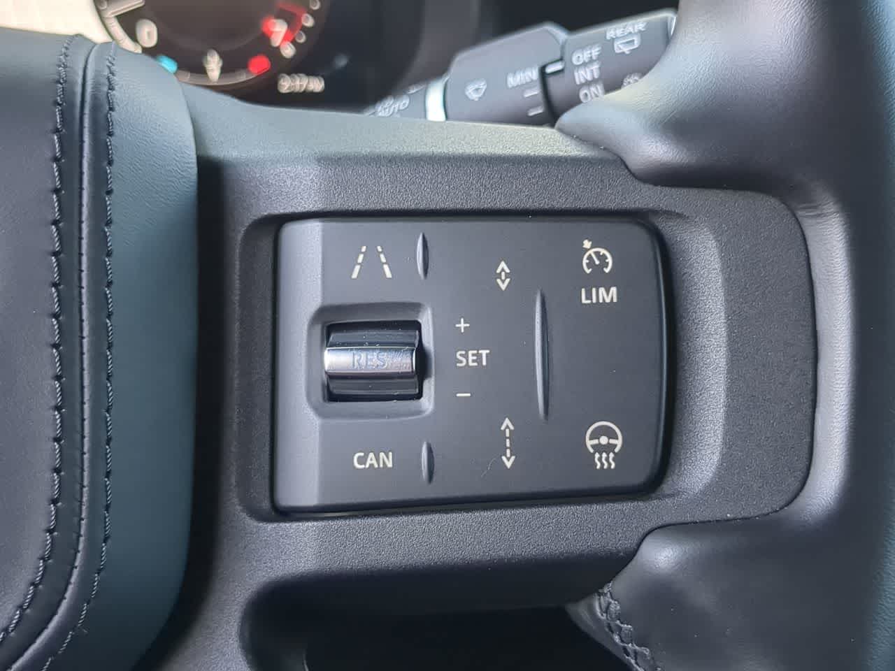 Thumbnail: 2024 Land Rover Defender - 27