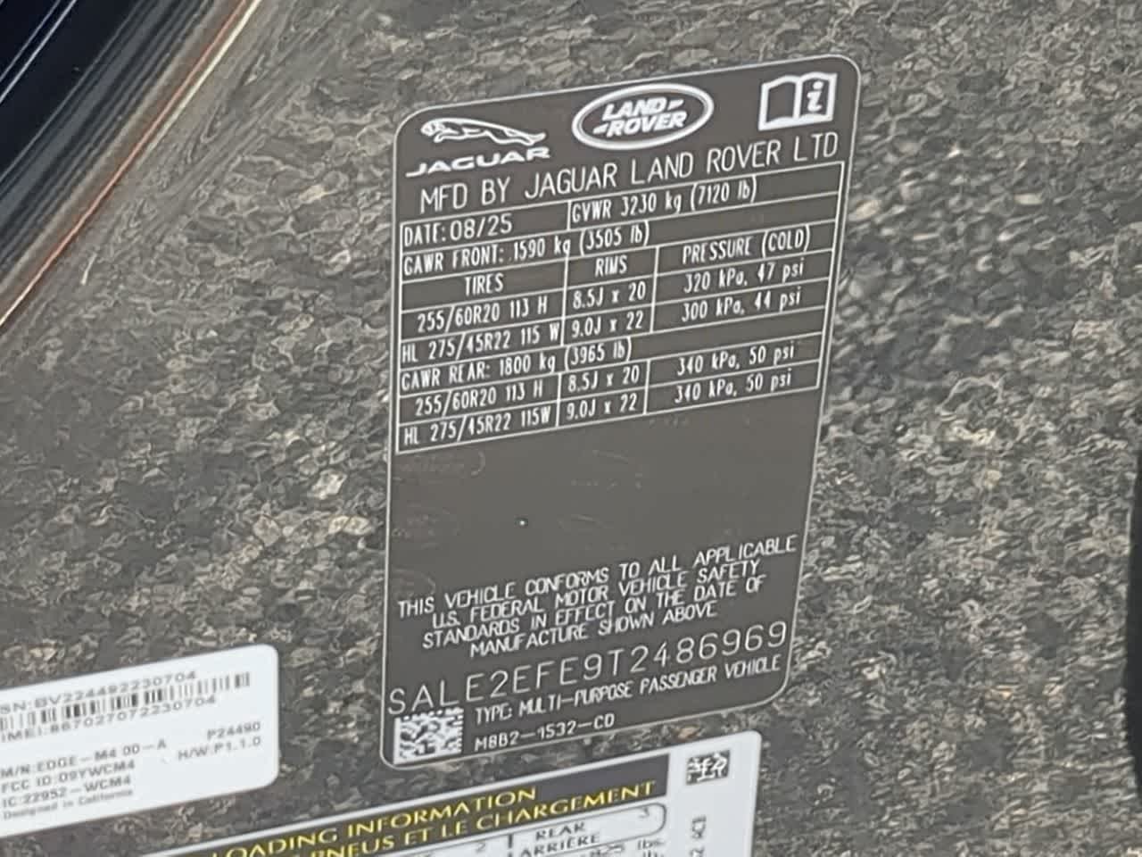 Thumbnail: 2026 Land Rover Defender - 40