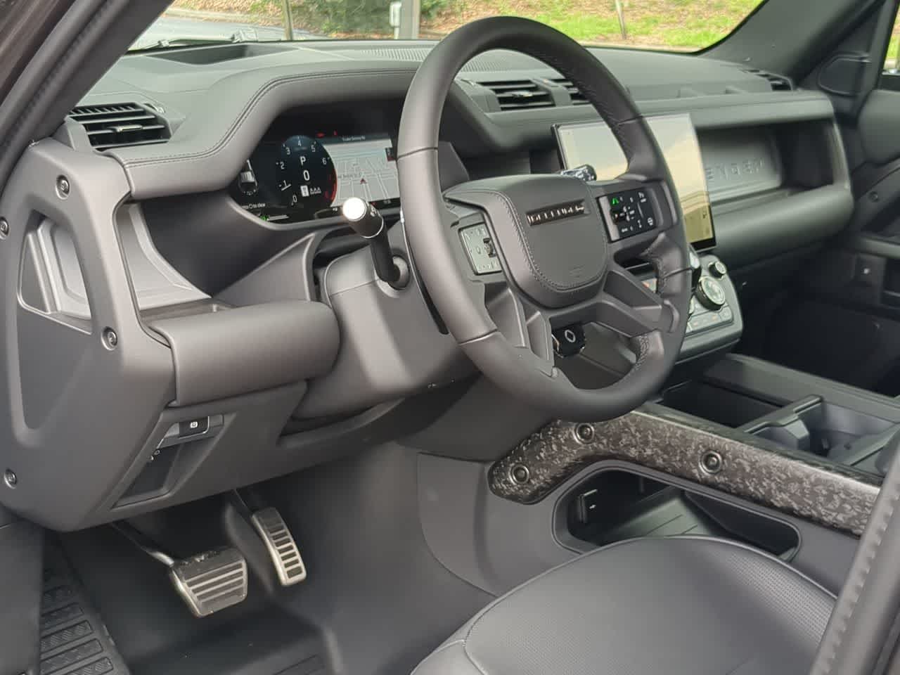 Thumbnail: 2026 Land Rover Defender - 10