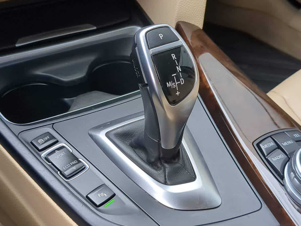 Thumbnail: 2015 BMW 3 Series - 33