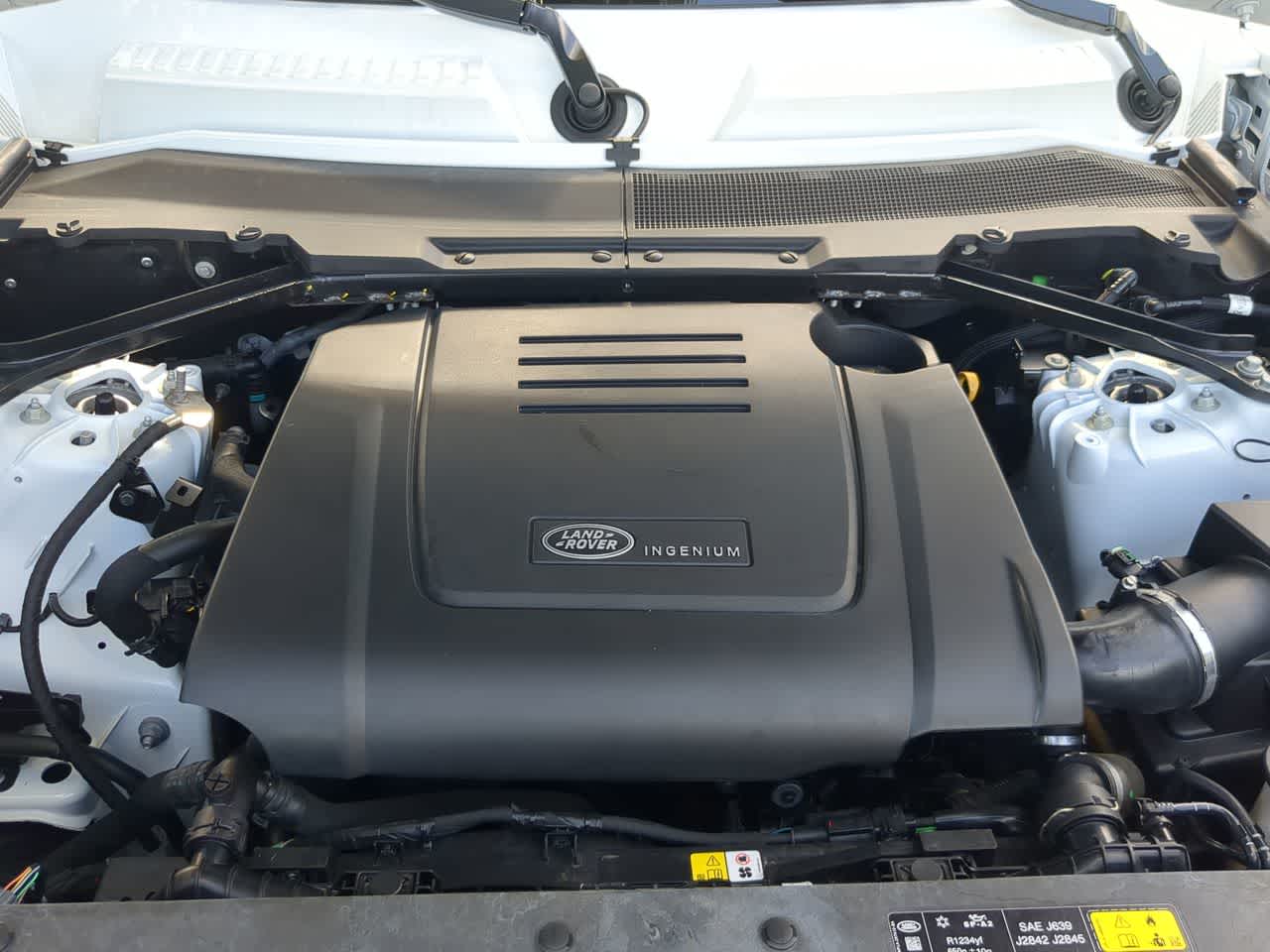 Thumbnail: 2025 Land Rover Defender - 15