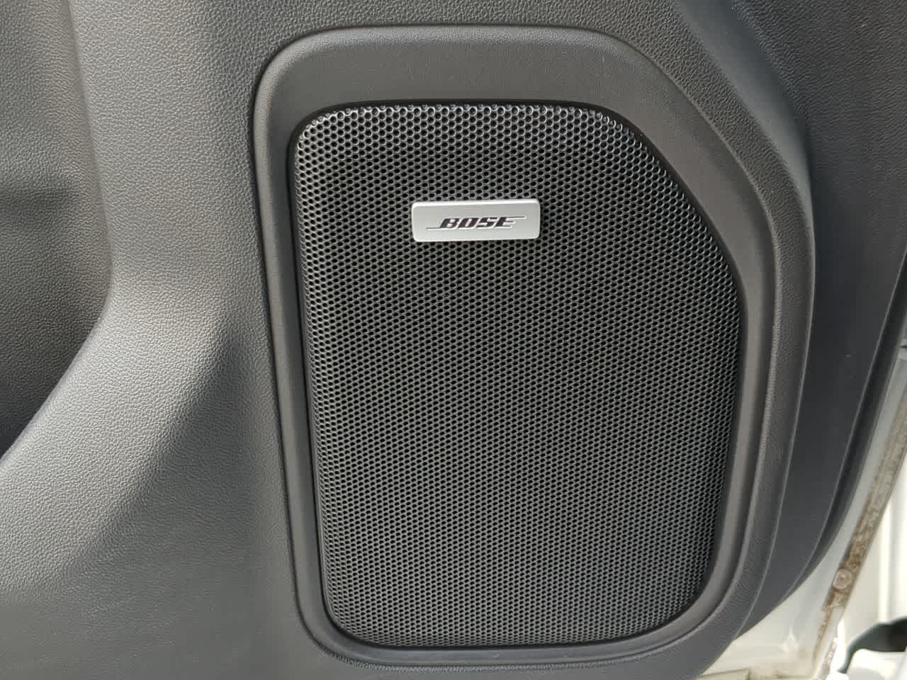 Thumbnail: 2021 Chevrolet Silverado 1500 - 30