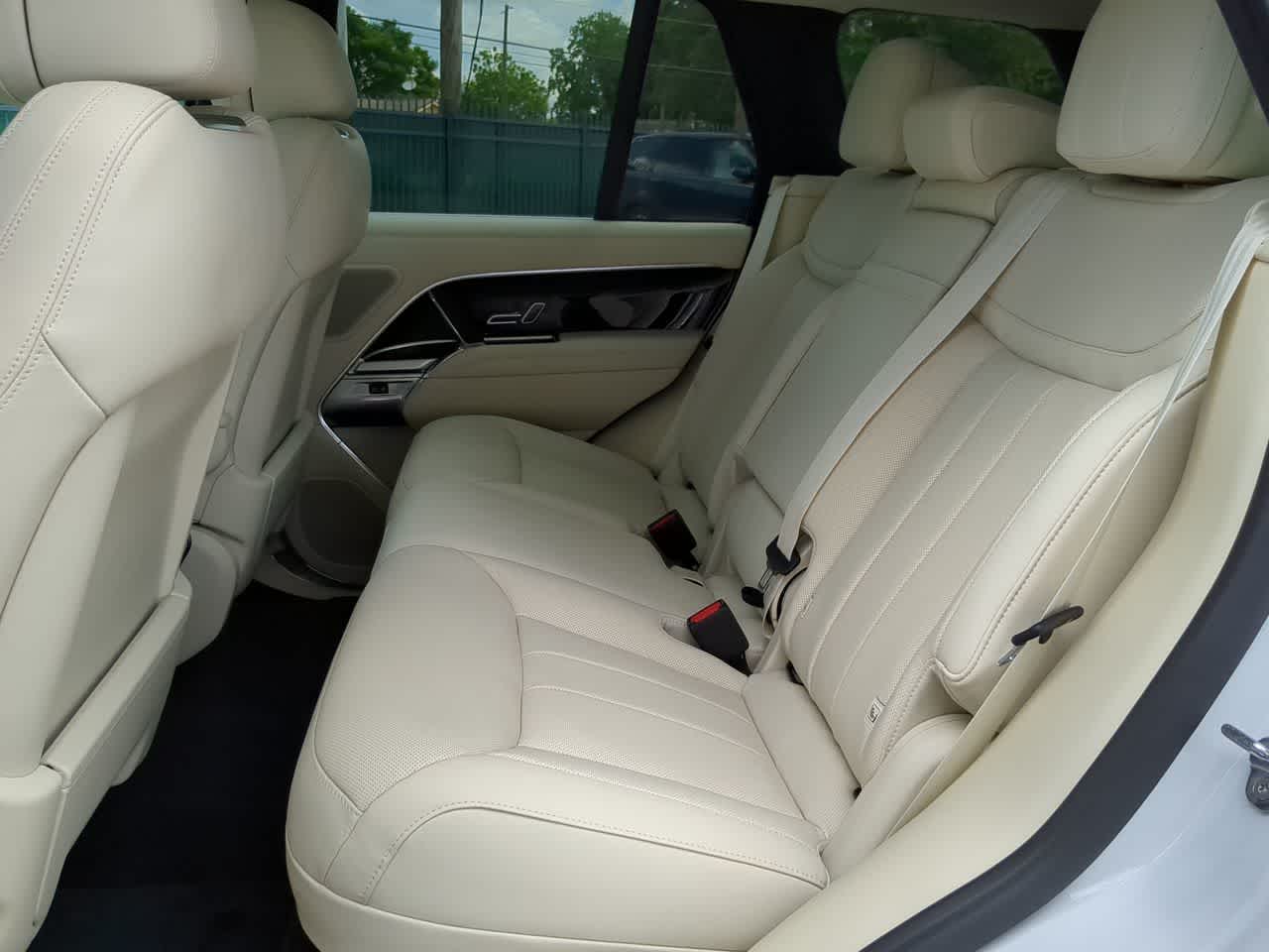 Thumbnail: 2025 Land Rover Range Rover - 19