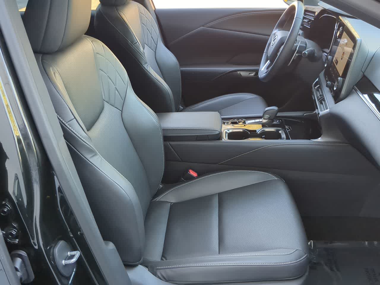 Thumbnail: 2024 Lexus RX - 24