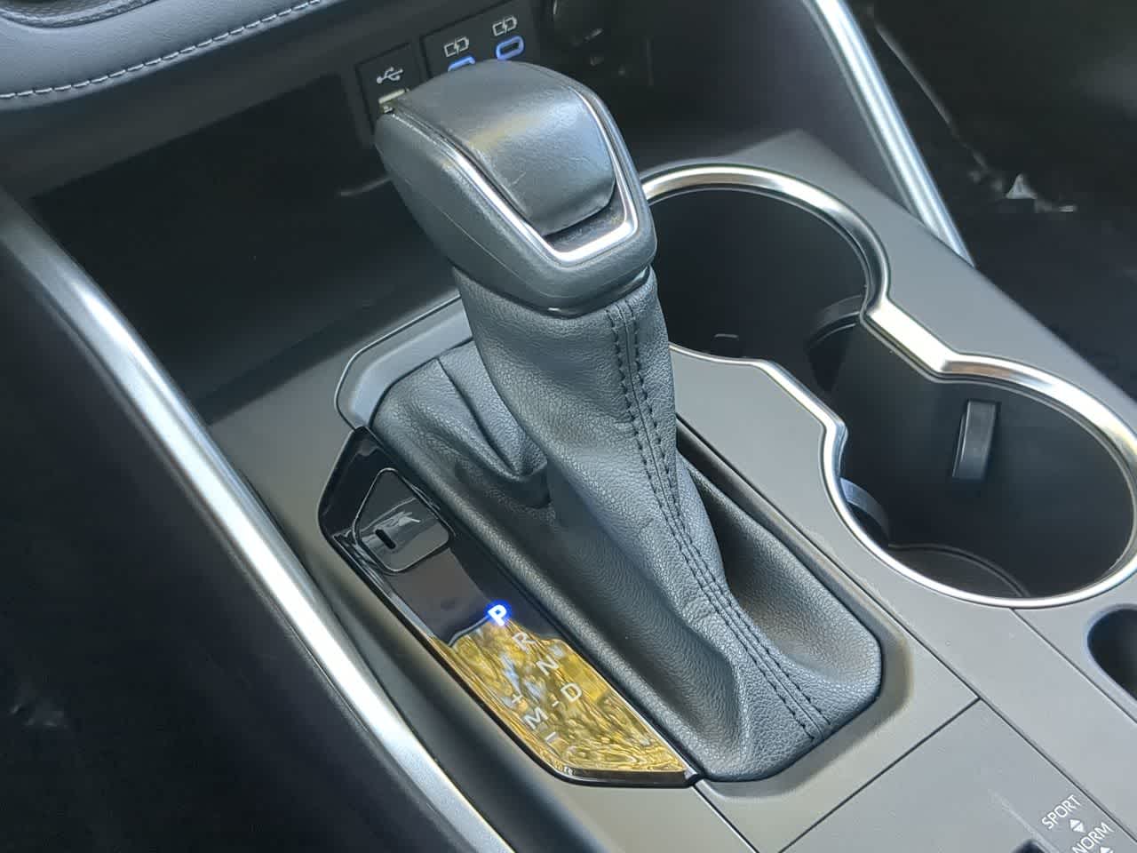 Thumbnail: 2022 Toyota Highlander - 35