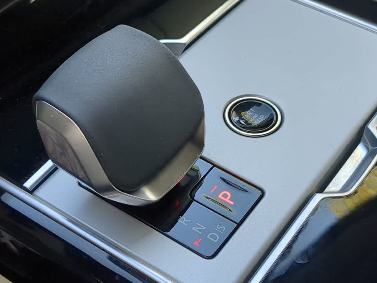 Thumbnail: 2025 Land Rover Range Rover - 34