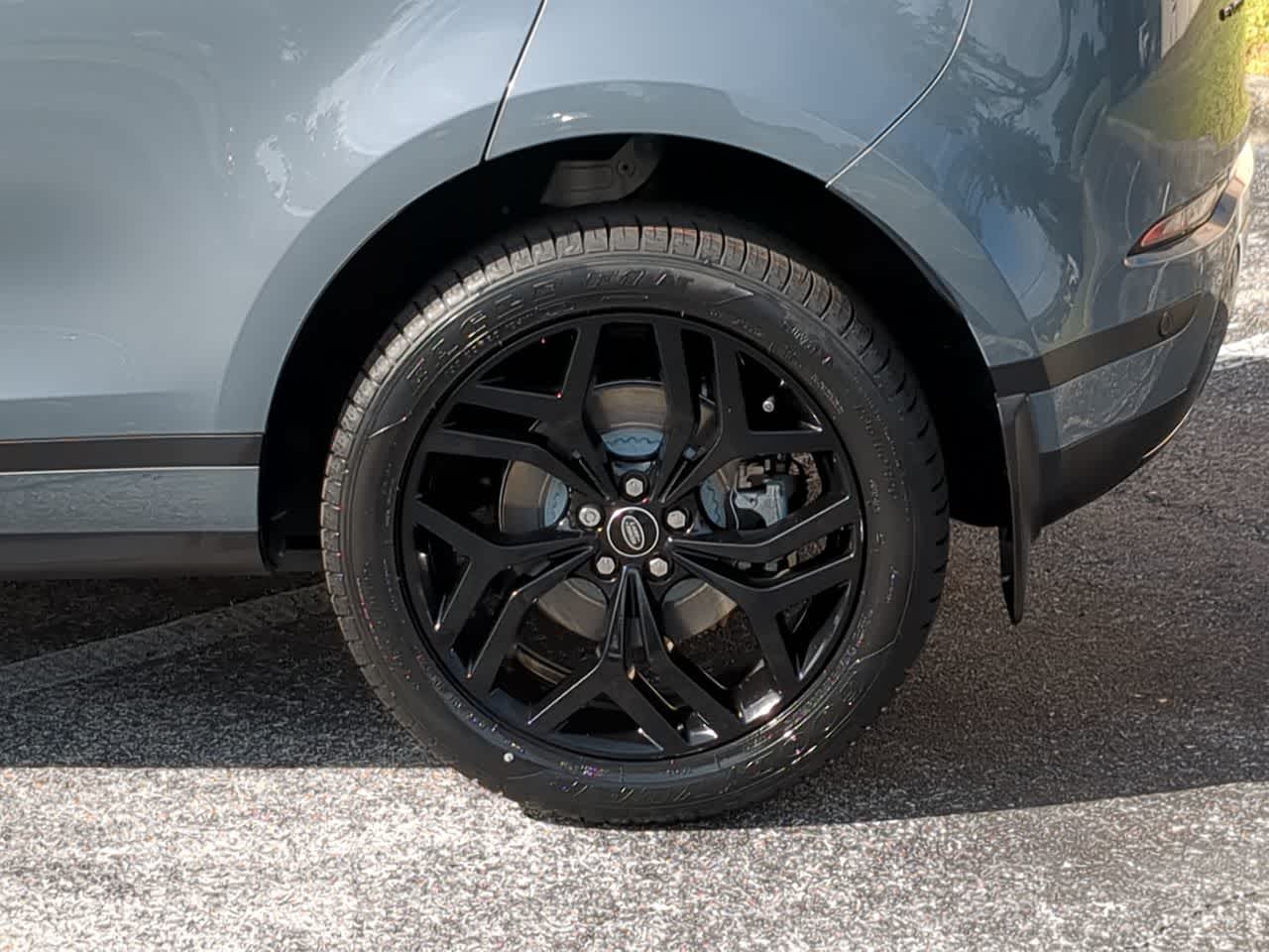 Thumbnail: 2023 Land Rover Range Rover Evoque - 13