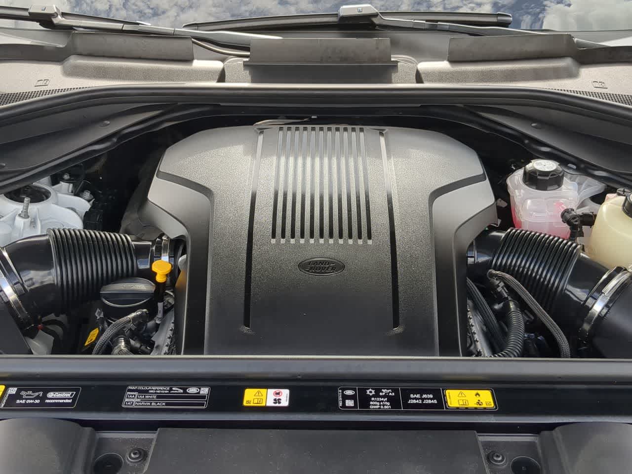 Thumbnail: 2025 Land Rover Range Rover Sport - 15