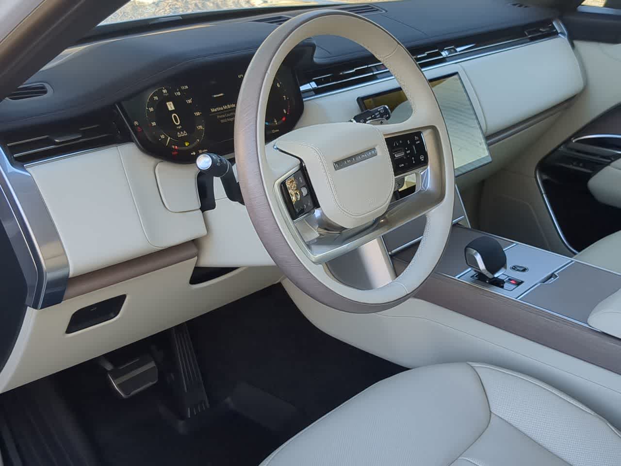 Thumbnail: 2025 Land Rover Range Rover - 10