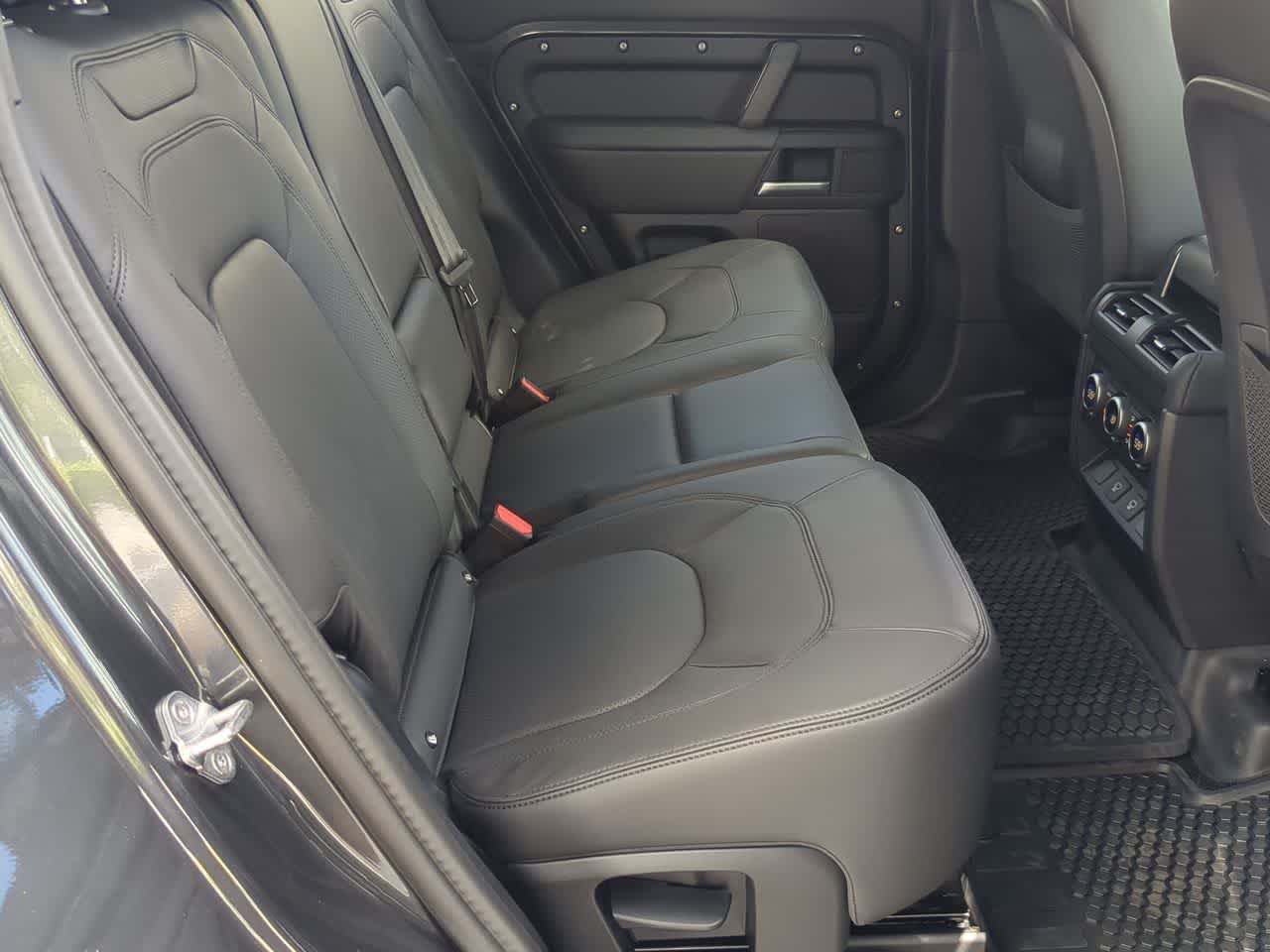 Thumbnail: 2025 Land Rover Defender - 22