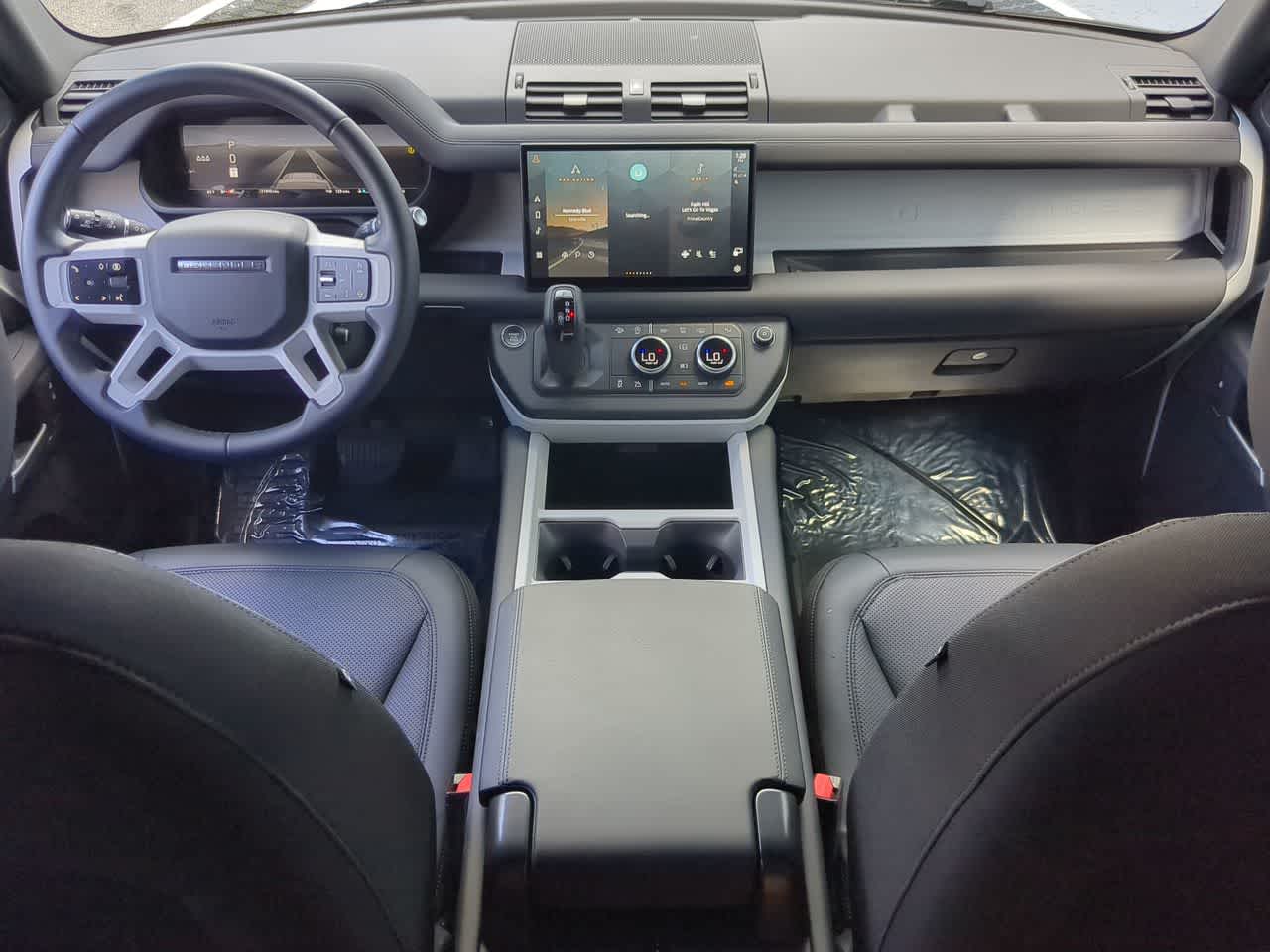Thumbnail: 2025 Land Rover Defender - 15