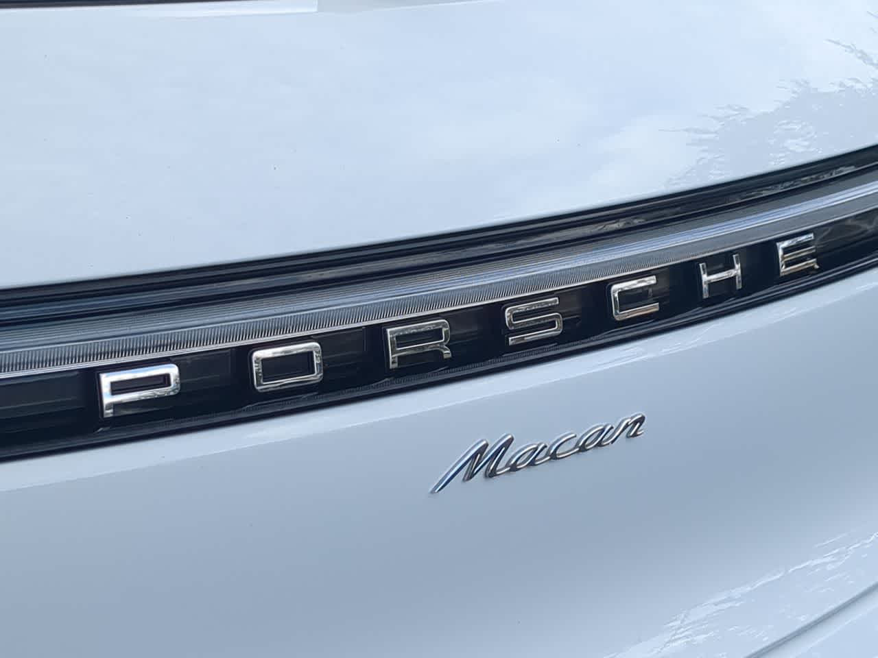 Thumbnail: 2024 Porsche Macan - 13