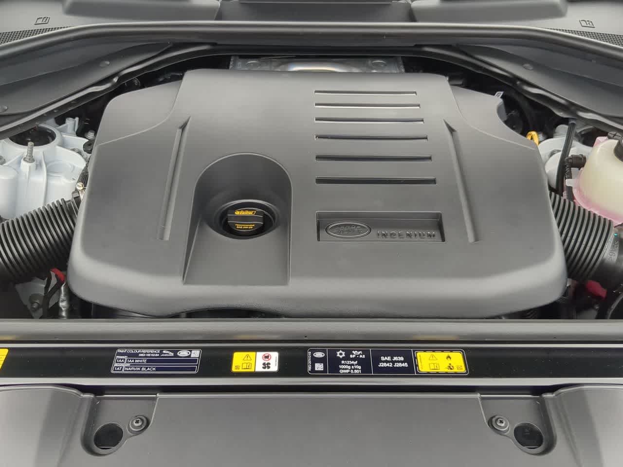 Thumbnail: 2025 Land Rover Range Rover - 15