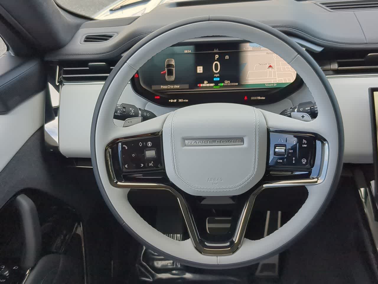 Thumbnail: 2025 Land Rover Range Rover Sport - 25