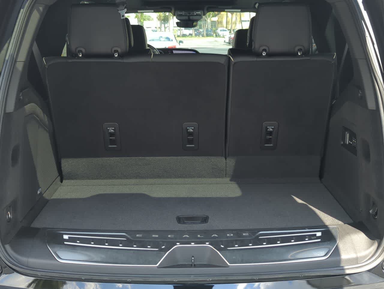 Thumbnail: 2023 Cadillac Escalade - 36