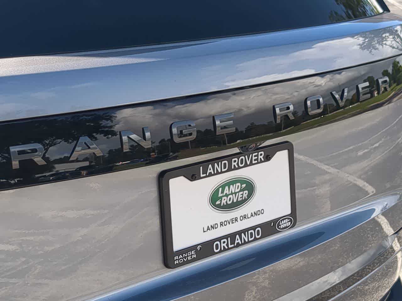 Thumbnail: 2025 Land Rover Range Rover - 13