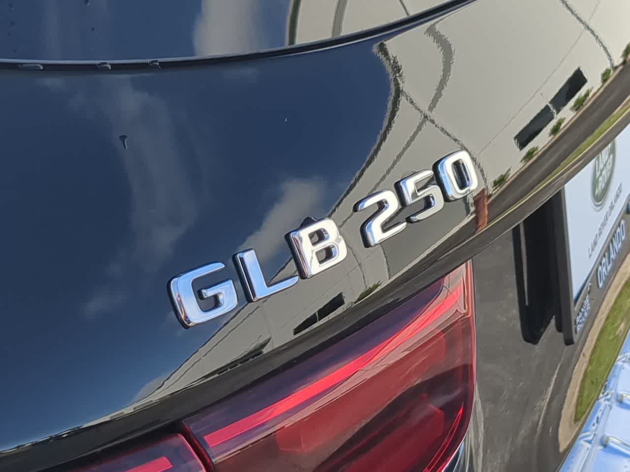 Thumbnail: 2024 Mercedes-Benz GLB - 13