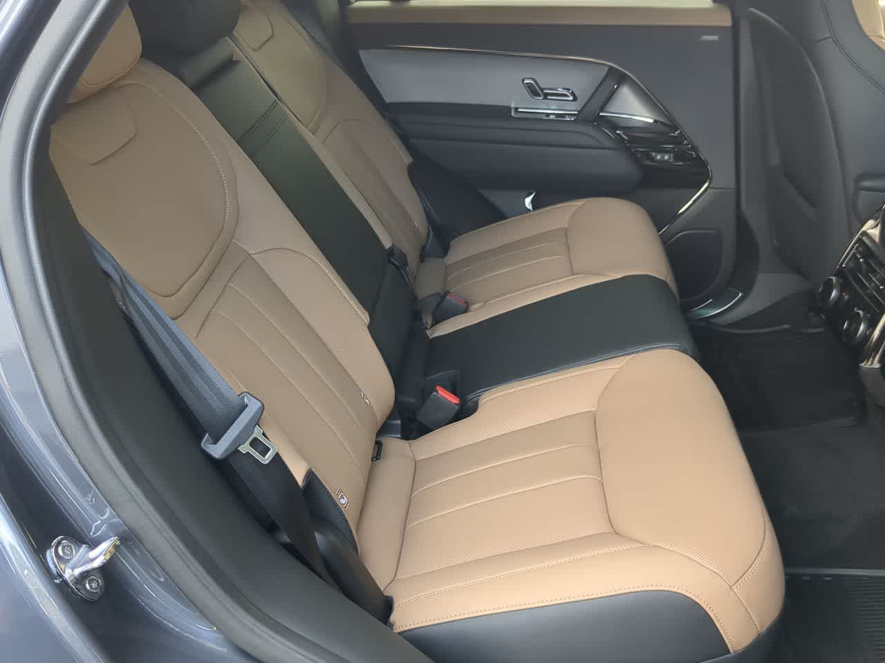 Thumbnail: 2025 Land Rover Range Rover Sport - 20