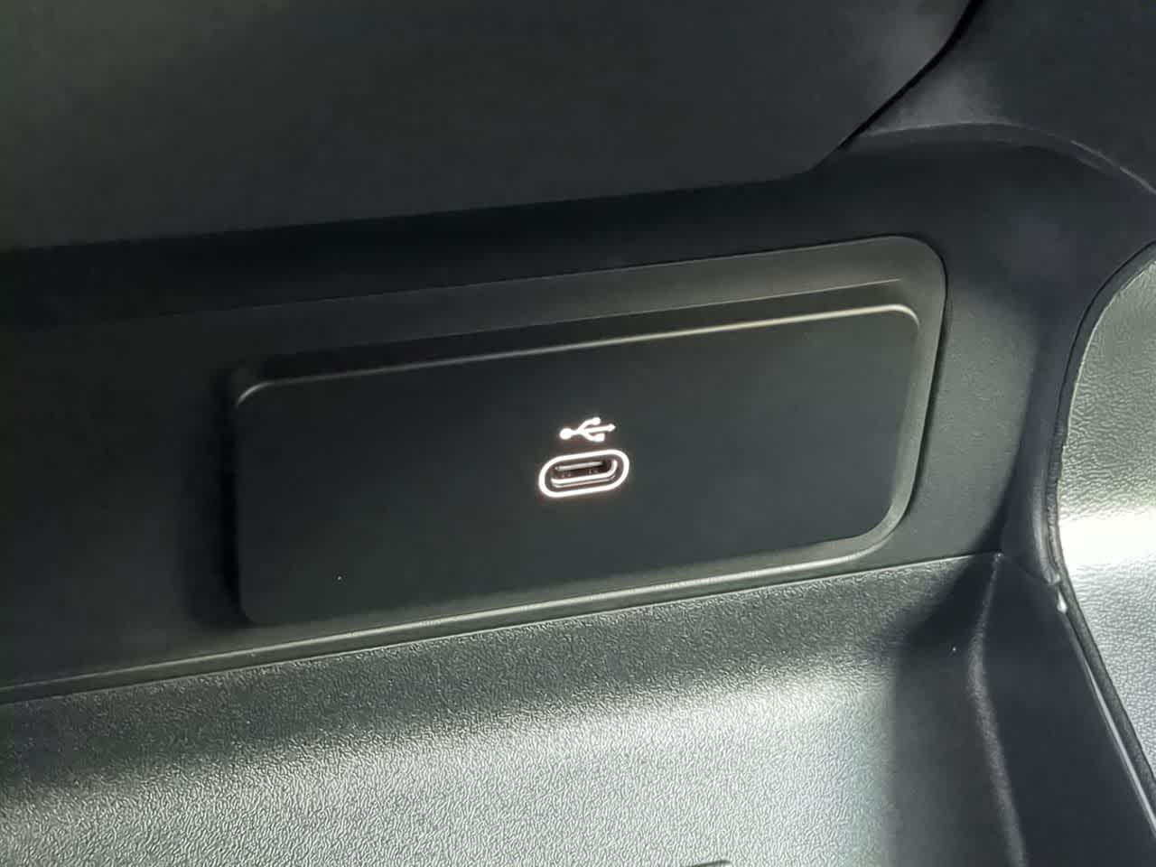 Thumbnail: 2026 Land Rover Defender - 34