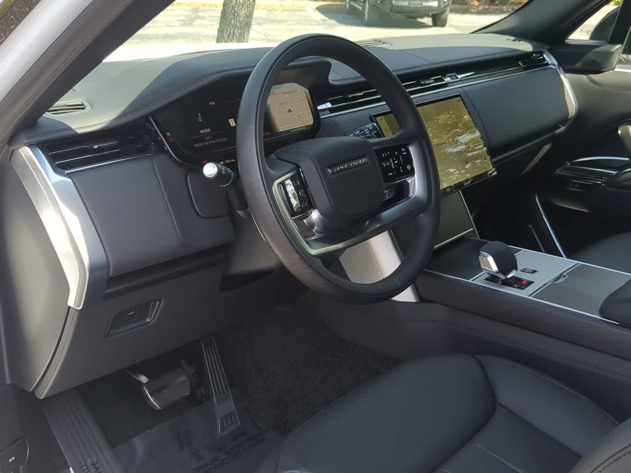 Thumbnail: 2026 Land Rover Range Rover - 11