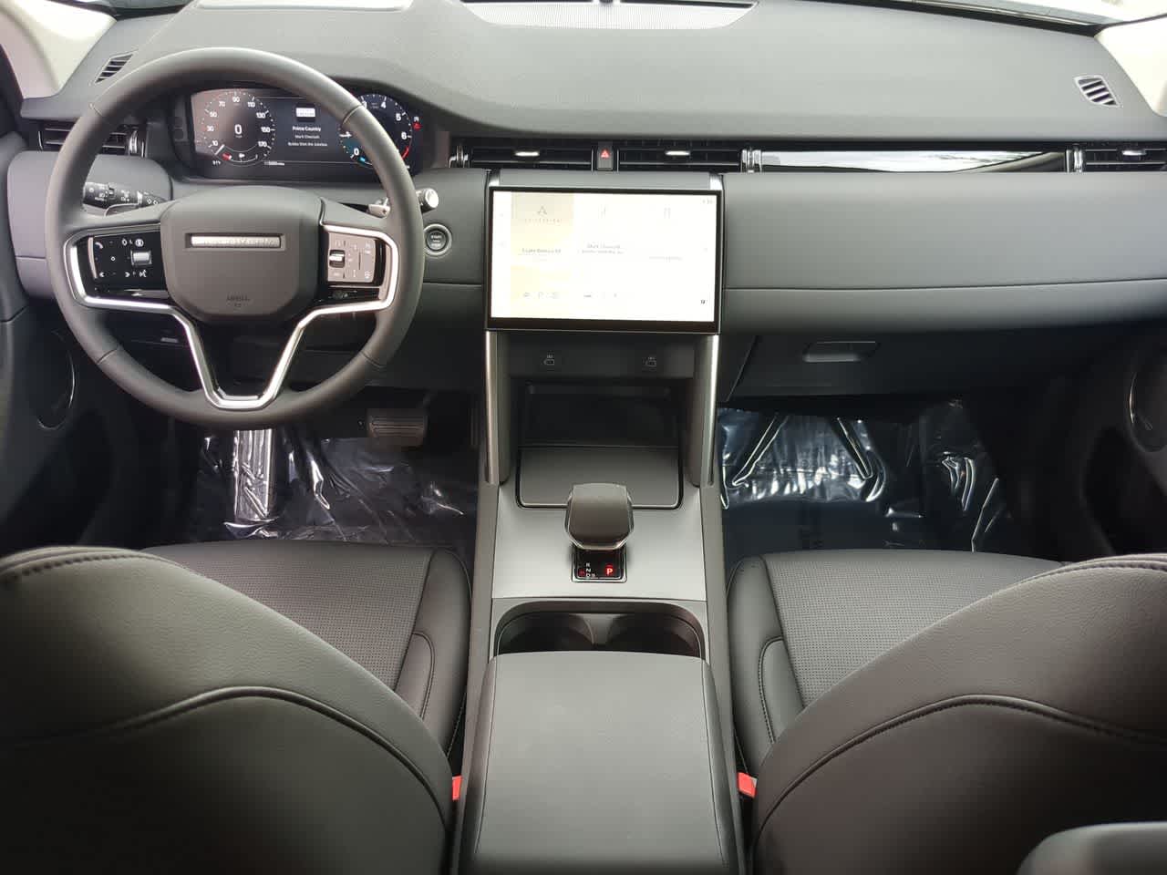 Thumbnail: 2025 Land Rover Discovery Sport - 16