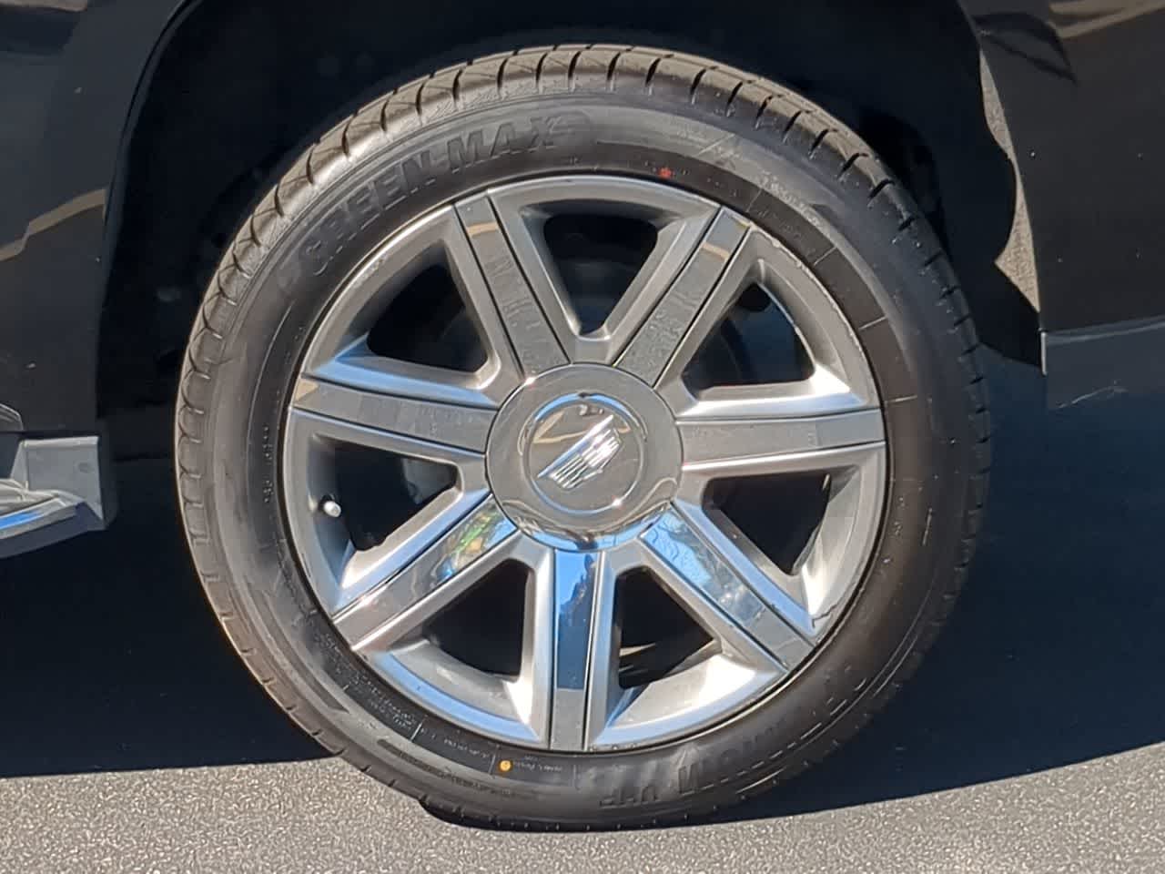 Thumbnail: 2019 Cadillac Escalade - 14