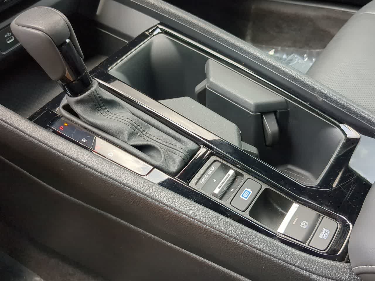 2023 Honda Accord Sport-L 31