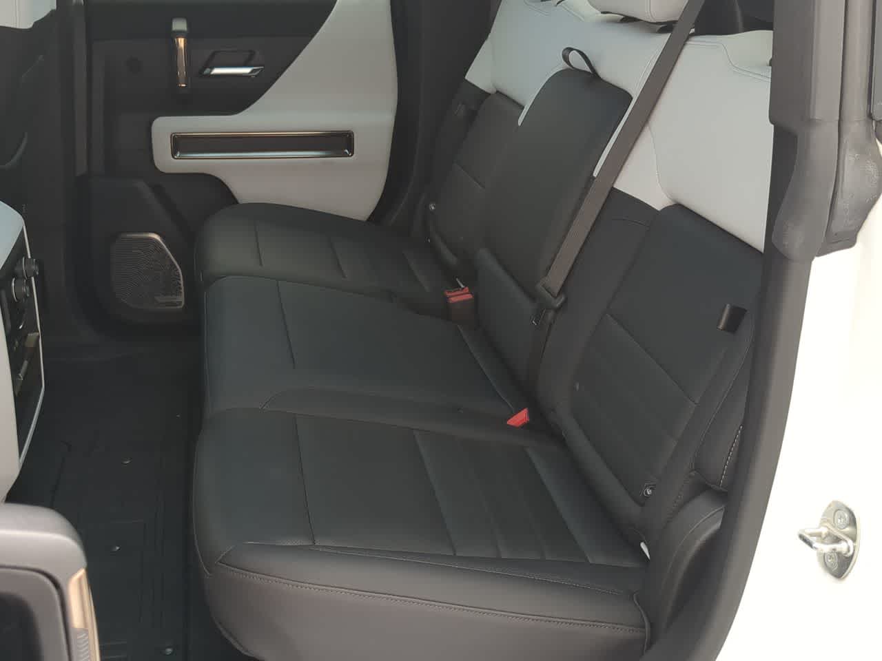 Thumbnail: 2023 GMC Hummer EV - 20