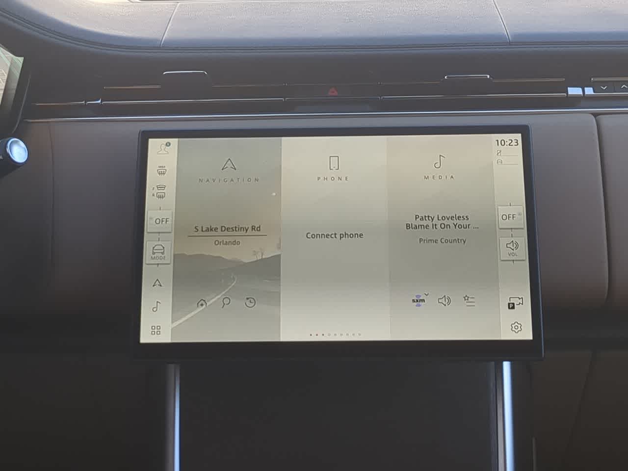 Thumbnail: 2026 Land Rover Range Rover - 29