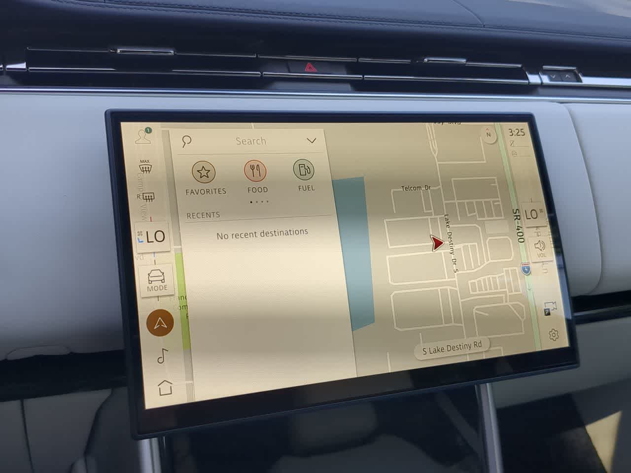 Thumbnail: 2026 Land Rover Range Rover - 31