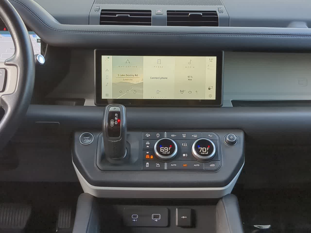 Thumbnail: 2024 Land Rover Defender - 30