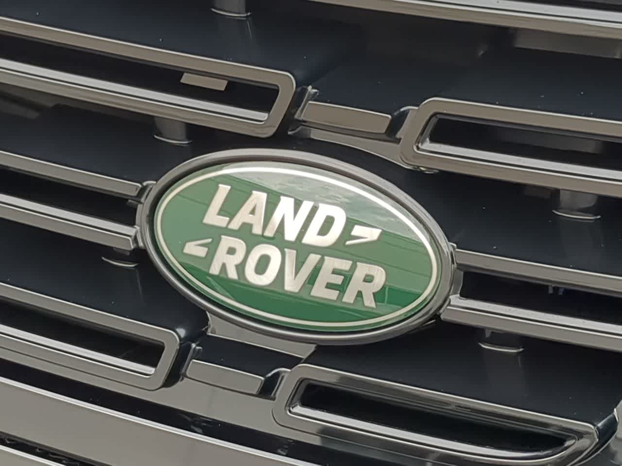 Thumbnail: 2026 Land Rover Range Rover Sport - 11