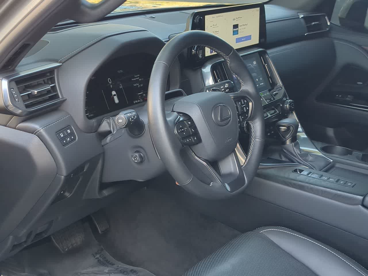 Thumbnail: 2025 Lexus LX - 10