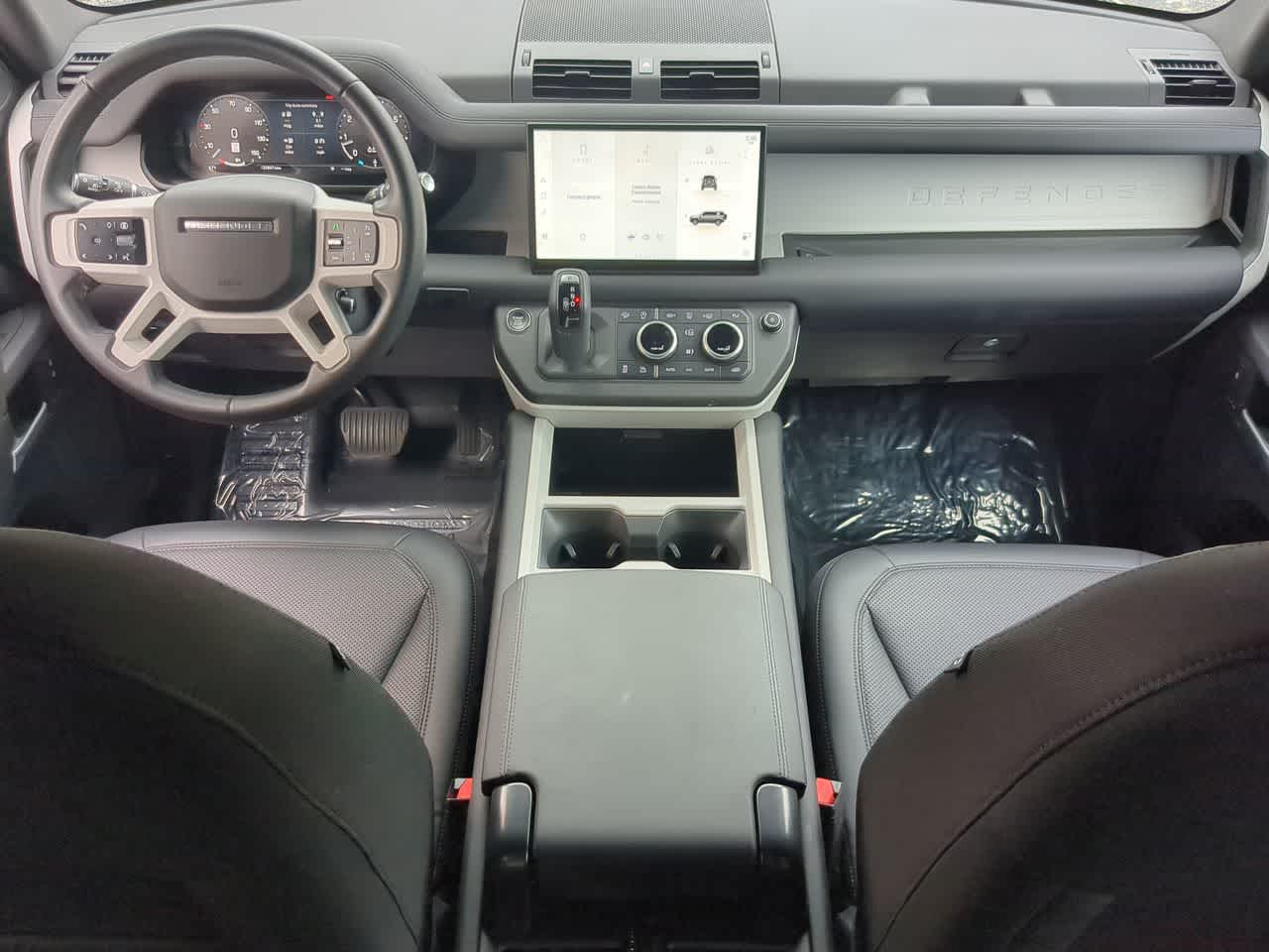 Thumbnail: 2025 Land Rover Defender - 15