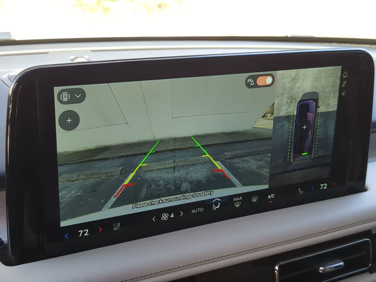 Thumbnail: 2025 Lincoln Aviator - 31