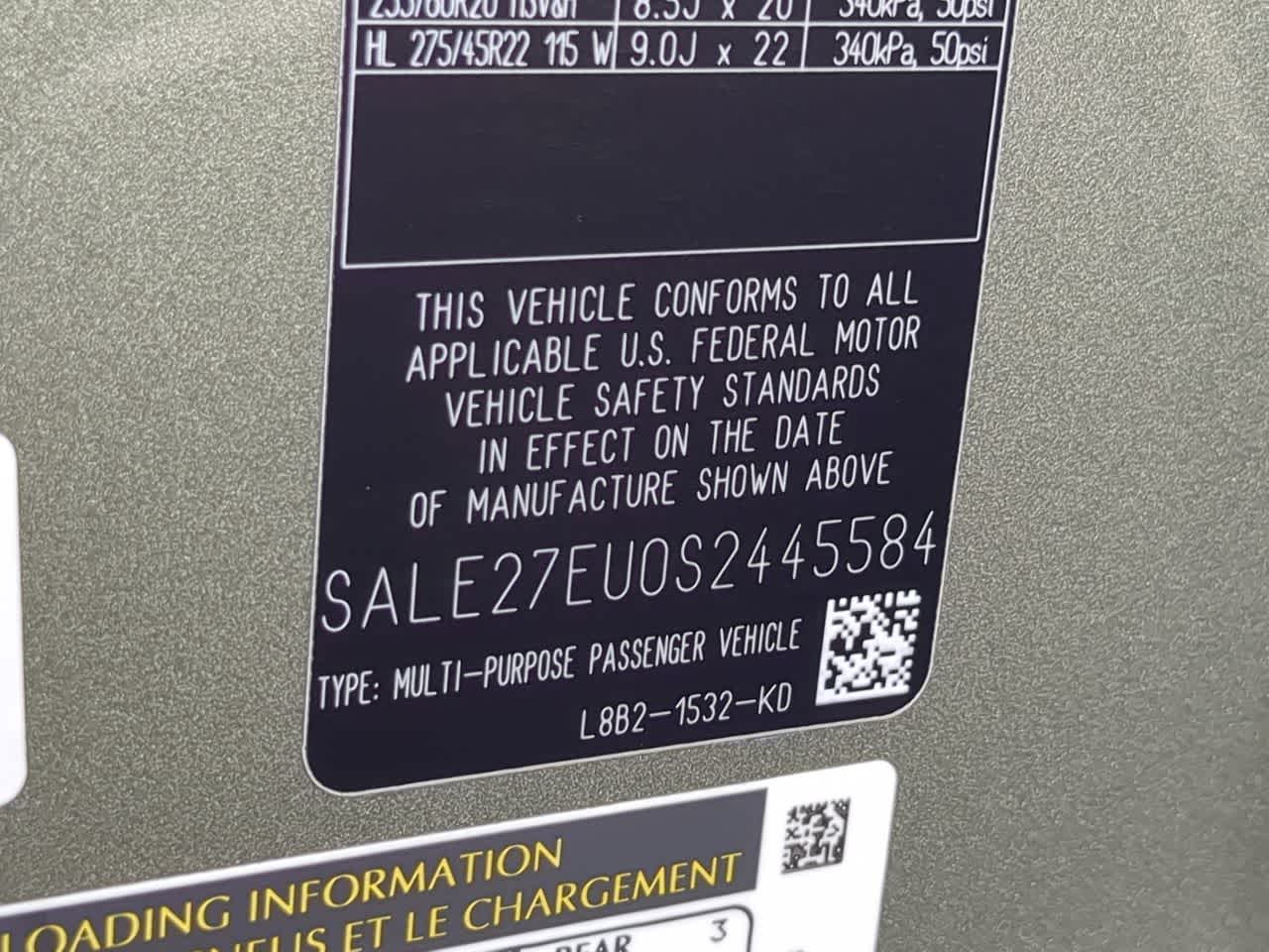 Thumbnail: 2025 Land Rover Defender - 40