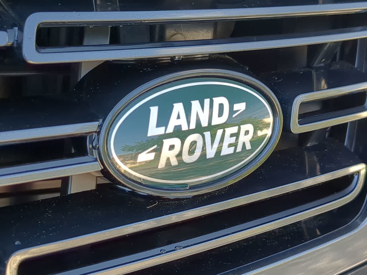 Thumbnail: 2025 Land Rover Range Rover - 12